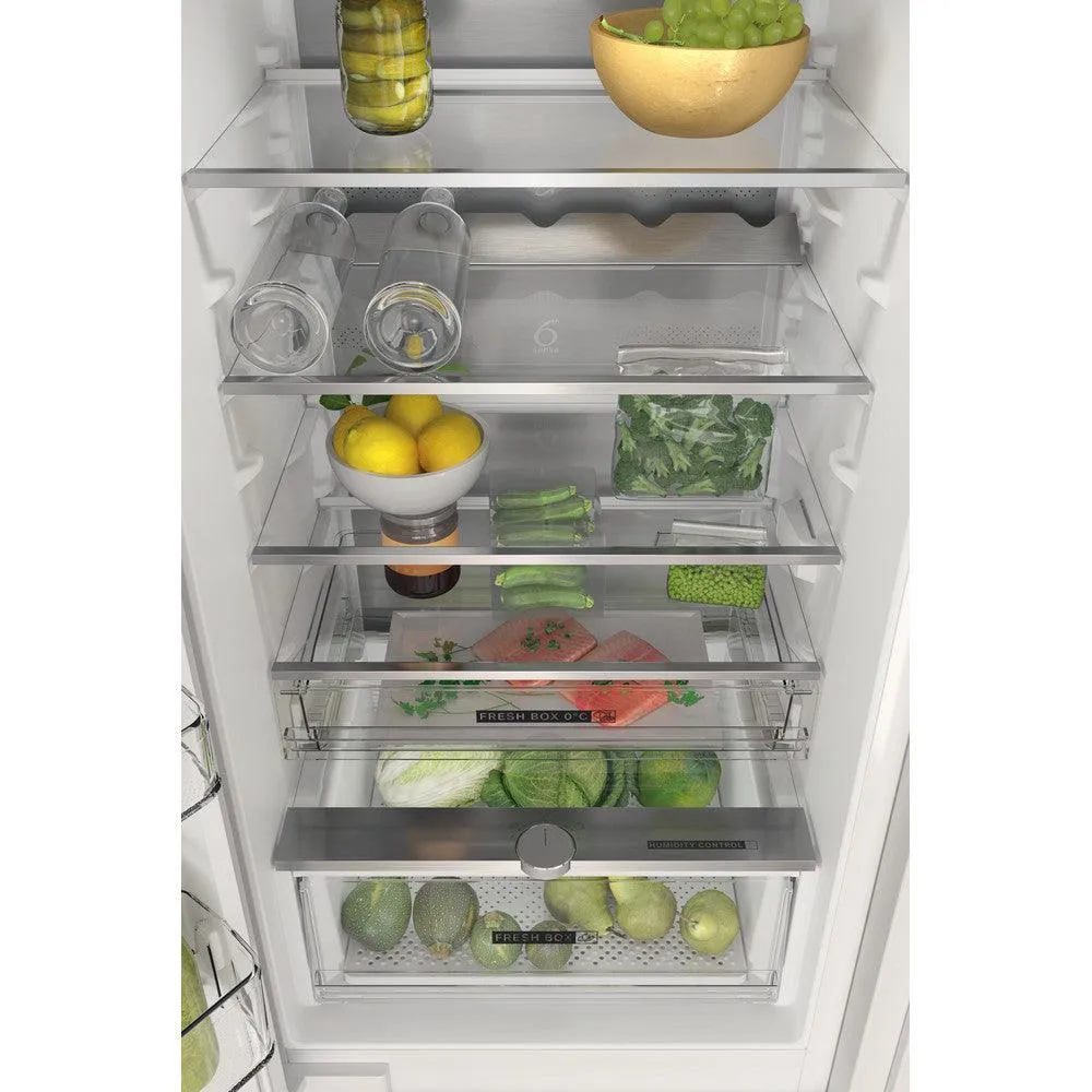 Whirlpool 70/30 250L Built-In Fridge Freezer - White | WHC18T332PUK