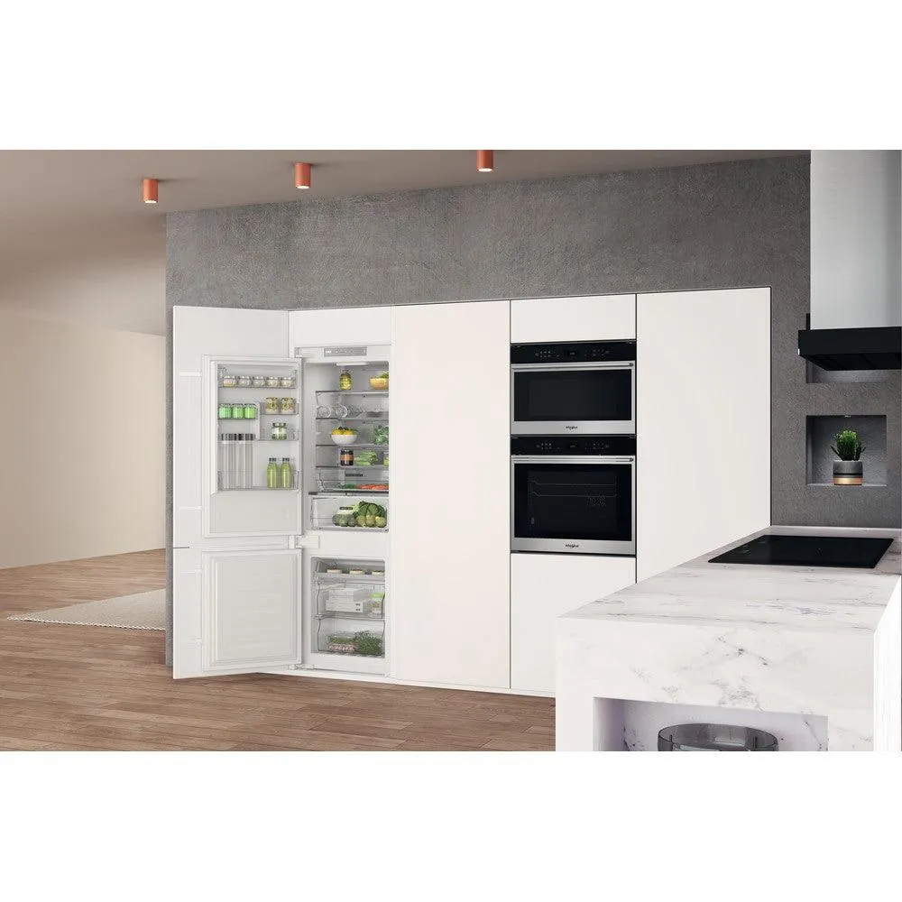 Whirlpool 70/30 250L Built-In Fridge Freezer - White | WHC18T332PUK